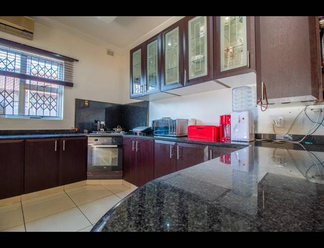 4 BEDROOM HOUSE FOR SALE IN BLUFF